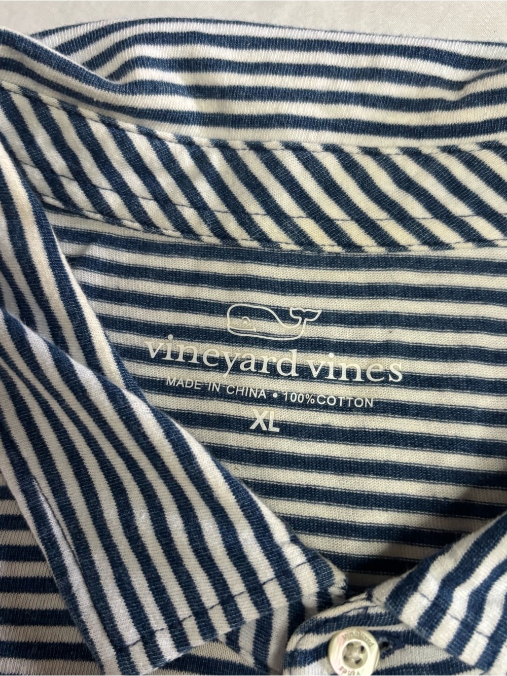 Vineyard Vines Navy and White Striped Polo - Picture 2 of 7